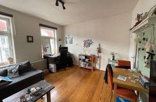 Wohnung kaufen in 24143 Gaarden-Ost, RESERVIERT! Solide 2-Zimmer Wohnung zur Selbstnutzung oder als Kapitalanlage!