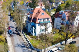 Wohnung kaufen in 01324 Bühlau/Weißer Hirsch, Frei ab 01.07.2026 – Weißer Hirsch: Garten & 2 Balkone!