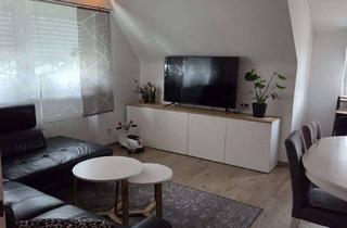 Wohnung kaufen in Heimerdinger Straße 31, 71254 Ditzingen, 3 Zimmer Dachgeschosswohnung mit Dachterasse in Ditzingen