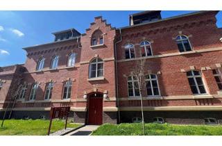 Wohnung mieten in Stollwerckstraße 15, 04808 Wurzen, **Exklusive SANIERUNG - 2 Zimmer-Whg. mit Parkett, Fuß.b.hzg, Terrasse u.v.m..** (WE 11)