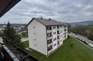 Wohnung mieten in Heinz Schnauferstr. 75, 75365 Calw, Top gepflegte 3 Zimmer Wohnung im 3.OG mit EBK, Balkon sowie Einzelgarage in Calw-Bereich Heumaden