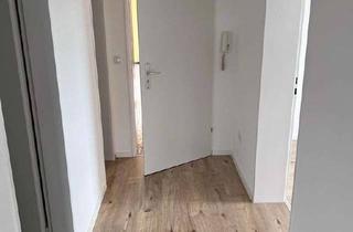 Wohnung mieten in Hasselstr. 24, 63762 Großostheim, Neu renovierte 3 Zimmer Wohnung mit Balkon im gut gelegenen Großostheim