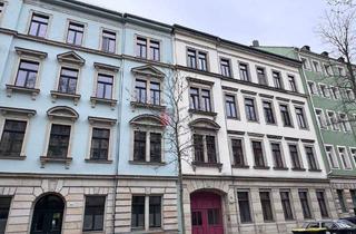 Wohnung mieten in Zwickauer Str. 91, 01187 Plauen, Neue Mieter willkommen - 2-Zimmer-Wohnung mit Balkon, EBK und Außenstellplatz