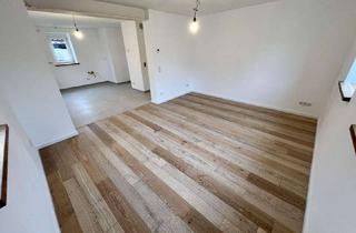 Wohnung mieten in 90614 Ammerndorf, Kernsaniert 2025 | 4 Zi. EG | Echtholzparkett | FBH | Regendusche | 2 WCs | frei ab Juni