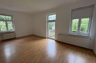 Wohnung mieten in Äußere Crimmitschauer Straße 78, 08393 Meerane, Idyllische Drei-Raum-Wohnung im Grünen