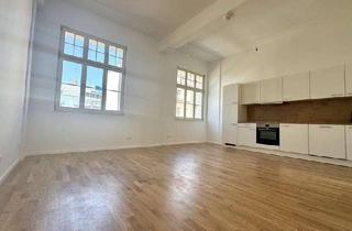 Wohnung mieten in Dreyhauptstraße, 06108 Altstadt, Attraktiv! praktische 2,5-Zimmer-Wohnung mit EBK, Balkon und Gäste-WC