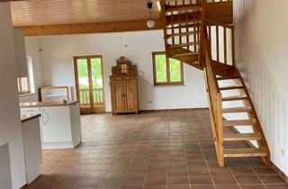 Wohnung mieten in 04617 Haselbach, modernes Apartment mit großem Balkon auf ehem. Bauernhof 95 qm - Alleinlage -nähe Mitterfels