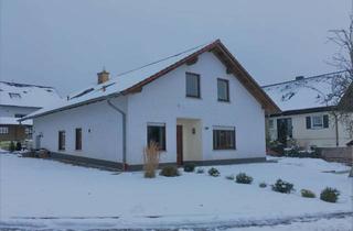 Wohnung mieten in Am Haunstrauch 19a, 36160 Dipperz, 3-Zimmer Wohnung mit Garten in Armenhof