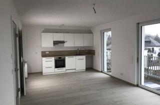 Wohnung mieten in Hausener Weg, 65760 Eschborn, exklusive 2-Zimmer-Wohnung mit Einbauküche und großzügigem Balkon