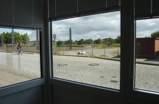 Wohnung mieten in Baderstraße 35, 39218 Schönebeck, Barrierefreie 2,5-Zimmer Wohnung mit Balkon in Schönebeck (Elbe)