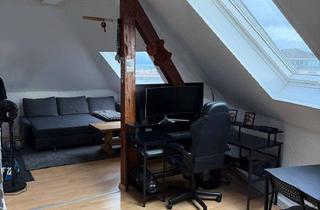 Wohnung mieten in 67269 Grünstadt, Charmante 2-Zimmer Dachgeschosswohnung in Grünstadt, frisch saniert