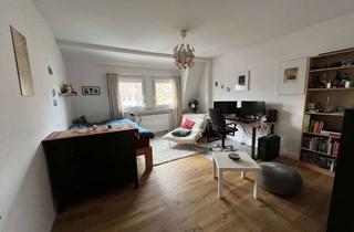 WG-Zimmer mieten in Glacisstraße 32, 89231 Neu-Ulm, Helles und schönes WG-Zimmer mit zentraler Lage