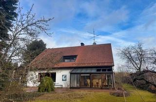 Haus kaufen in 86356 Neusäß, Familienfreundliches Haus mit großem Garten in Toplage - Ideal für München - Pendler!