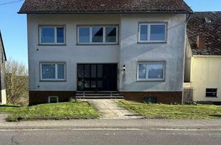 Mehrfamilienhaus kaufen in 56858 Peterswald-Löffelscheid, Großzügiges Mehrfamilienhaus mit 3 Wohnungen und 1019 m² Grundstück in Peterswald-Löffelscheid