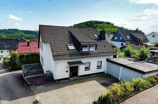 Haus kaufen in 51702 Bergneustadt, ++ Ideal für Kapitalanleger oder Eigennutzer – Vermietetes Zweifamilienhaus mit 7 Garagen ++