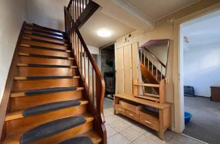 Einfamilienhaus kaufen in 34513 Waldeck, Einfamilienhaus in Sachsenhausen mit Scheune, PV-Anlage und großzügigem Grundstück.