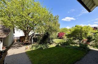 Mehrfamilienhaus kaufen in 79199 Kirchzarten, Charmantes Mehrfamilienhaus mit Schwarzwaldflair in zentraler Ruhelage von Kirchzarten