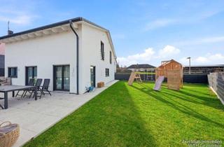 Einfamilienhaus kaufen in Neue Bahnhofstrasse, 75056 Sulzfeld, Neues, modernes Haus aus Baujahr 2022 erspart den Baustress - einziehen und wohl fühlen!!!