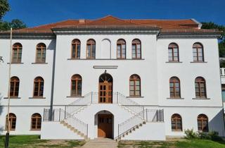 Wohnung kaufen in 39624 Kalbe, Wohnung im historischen Gutshaus