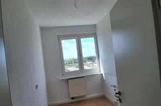 Wohnung mieten in Dahmestraße 15, 06842 Dessau-Roßlau, Schöne preiswerte 3-R-Wohnung ca.58,20m2 BLK u.Dusche zu vermieten.