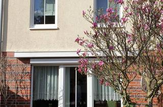 Haus mieten in 15834 Rangsdorf, Renoviertes Reihenhaus mit 2 Gärten, Balkon & Carport - befristet zu vermieten