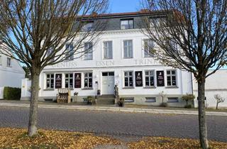 Anlageobjekt in 18581 Putbus, Top Lage Mehrfamilienhaus auf Rügen 5 Wohnungen und Gewerbe in Putbus saniert gute Rendite