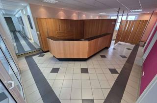 Büro zu mieten in Schießstattweg 111, 94032 Passau, Attraktive Praxisfläche in Passau – ideal für Medizin, Therapie oder Büro