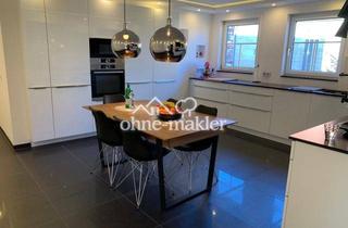 Wohnung kaufen in 73660 Urbach, Viel Platz und Licht: Stilvolle 4-Zimmer-Wohnung mit zwei Balkonen und Tiefgarage