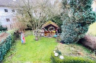 Wohnung kaufen in Bahnhofstraße, 83224 Grassau, Sanierungsbedürftige Altbauwohnung mit Balkon - vermietet