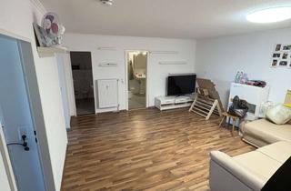 Wohnung mieten in Vahrenheider Markt, 30179 Vahrenheide, 3-Zimmer Wohnung im 1. OG mit Aufzug mit Stellplatz ( Barrierefrei )