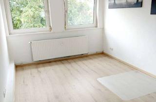 Wohnung mieten in Im Remenfeld 6a, 38104 Volkmarode, Helle 3-Zimmer Dachgeschosswohnung mit Balkon in Braunschweig-Volkmarode