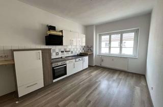 Wohnung mieten in Ulbrichtstr. 15, 09126 Bernsdorf, Top Studentenangebot..Super 2-Zimmer-WG-Wohnung inkl.EBK
