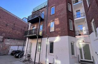 Wohnung mieten in Thälmannstraße 56, 99085 Krämpfervorstadt, # GEMÜTLICH UND STADTNAH # ERSTBEZUG NACH SANIERUNG # 2 ZKB mit Dachterrasse und Stellplatz #