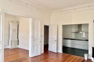 Wohnung mieten in Bremer Reihe 26, 20099 St. Georg, Stilvolle 5-Zimmer-Altbauwohnung mit 2 Balkonen am Hansaplatz