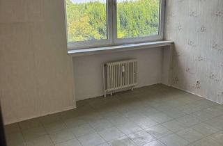 Wohnung mieten in Stralsunder Str. 40, 41515 Grevenbroich, Helle 3-Zimmer Wohnung mit Balkon im 2. OG in Grevenbroich