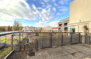 Penthouse mieten in Guertelstrasse 18, 10247 Friedrichshain, Penthouse-Maisonette: Riesige Dachterrasse, Balkon, voll möbliert – Neubau Friedrichshain
