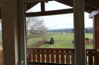 Wohnung mieten in 88145 Hergatz, Charmante und helle 2,5-Zimmer Dachgeschosswohnung mit Bergsicht