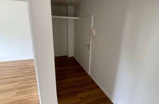 Wohnung mieten in Am Eichenhain 82, 13465 Frohnau, Helle 3-Zimmer-Wohnung mit Balkon in Berlin-Frohnau (Reinickendorf)