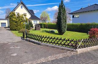 Einfamilienhaus kaufen in 56593 Horhausen, Gemütliches Einfamilienhaus mit Garagen, großem Garten, Horhausen (Westerwald)