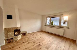 Haus mieten in Untere Siedlungsstraße, 09376 Oelsnitz, Frisch sanierte DHH mit Werkstatt, Doppelgarage und 780qm Gartenparadies in Neuwürschnitz