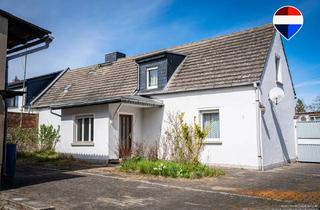 Doppelhaushälfte kaufen in 39221 Welsleben, Großzügiges Grundstück trifft auf Haus mit Entwicklungspotenzial in ruhiger Lage