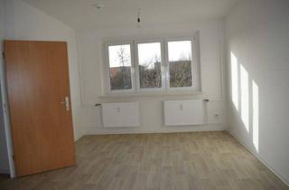Wohnung mieten in Lindemannstraße, 99867 Gotha, Urbanes Raumkonzept mit offener Küche und drei separaten Zimmern
