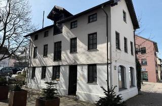 Haus kaufen in 89584 Ehingen, Ehingen (Donau) - Provisionsfrei: Zentrales Stadthaus in Ehingen mit Ausbaureserve