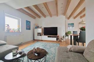 Wohnung kaufen in 63594 Hasselroth, Hasselroth - Hasselroth Wohnung DG 2 Zimmer Kernsaniert Terrasse Küche 65qm