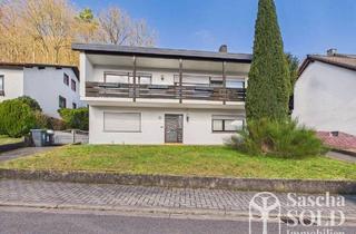 Einfamilienhaus kaufen in 66386 St. Ingbert, Sankt Ingbert - Freistehendes Einfamilienhaus in begehrter Lage von Oberwürzbach mit Garage, Terrasse & Südbalkon