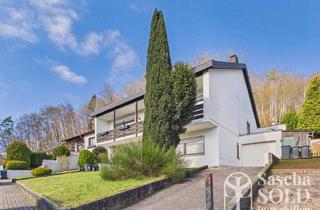 Einfamilienhaus kaufen in 66386 St. Ingbert, Sankt Ingbert - Freistehendes Einfamilienhaus in begehrter Lage von Oberwürzbach mit Garage, Terrasse & Südbalkon