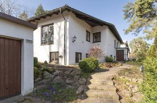 Einfamilienhaus kaufen in 91056 Erlangen, Erlangen - Mehr als ein interessanter Grundriss: werthaltiges Einfamilienhaus mit großem Platzangebot