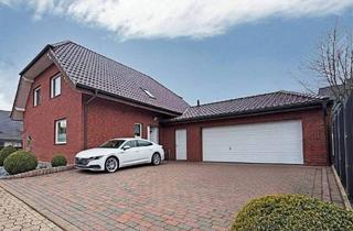 Einfamilienhaus kaufen in 32312 Lübbecke, Lübbecke - Massives Einfamilienhaus mit Einliegeroption, Doppelgarage und gehobener Ausstattung!