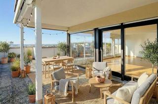 Penthouse kaufen in 71229 Leonberg, Exklusives Penthouse! Einzigartiger Ausblick, Einbauküche, 2 TG-Stellplätze, barrierefrei mit Fa...