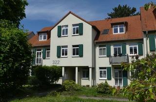 Wohnung kaufen in 01640 Coswig, Zweiraumwohnung mit Balkon und Stellplatz in Coswig Sörnewitz - Auch für Eigennutzung